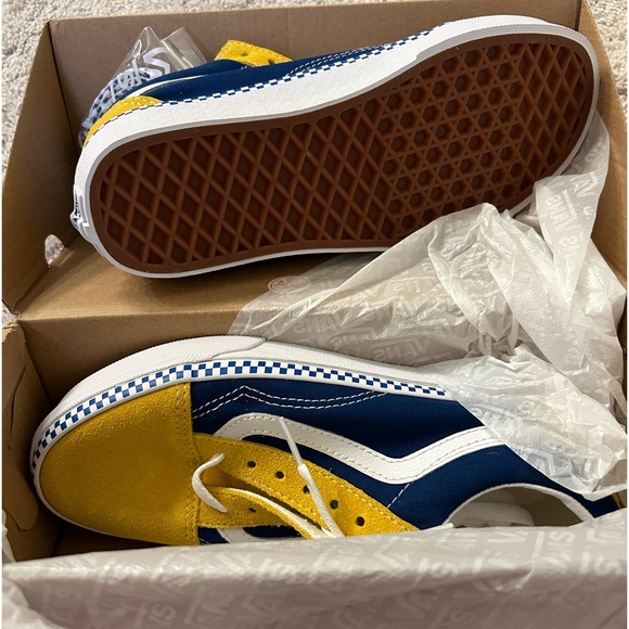 Multi colored vans - Picture 3 of 5